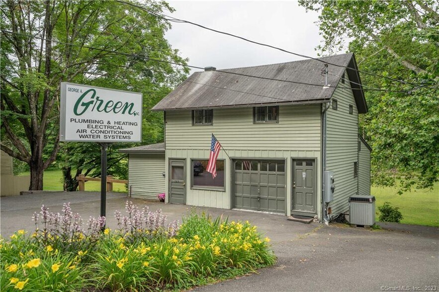 167 Washington Rd, Woodbury, CT 06798