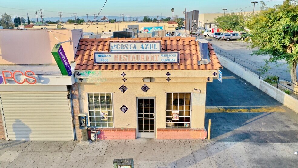 9771 Laurel Canyon Blvd, Pacoima, CA 91331
