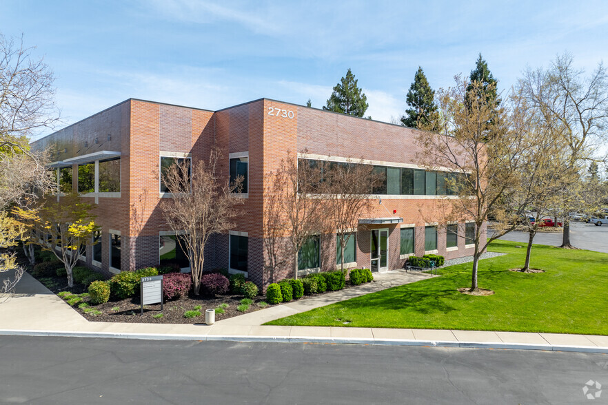 2730 Gateway Oaks Dr, Sacramento, CA for lease - Primary Photo - Image 1 of 19