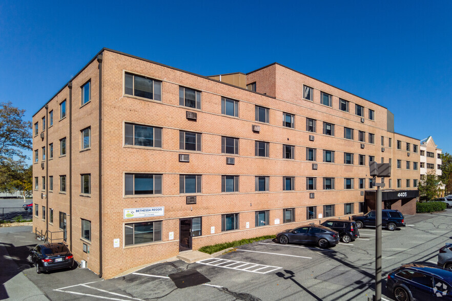 4405 East West Hwy, Bethesda, MD for lease - Building Photo - Image 1 of 22