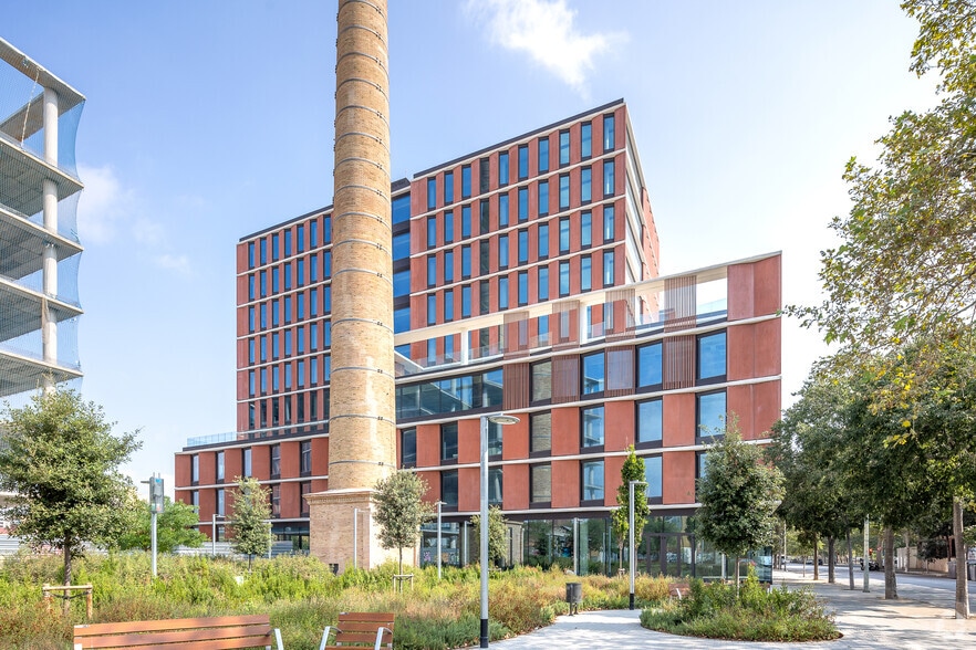 Carrer de Cristóbal de Moura, 115-125, Barcelona, Barcelona for lease - Building Photo - Image 3 of 5