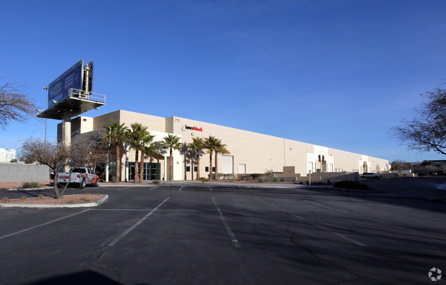 711 Pilot Rd, Las Vegas, NV for lease - Building Photo - Image 3 of 6