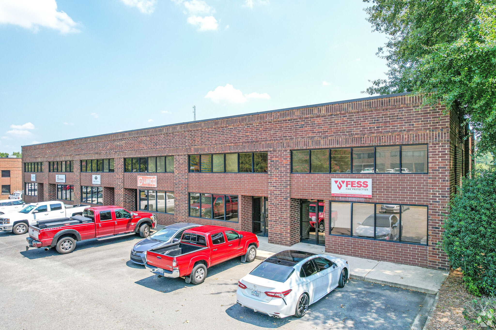 340-342 Crompton St, Charlotte, NC for lease Primary Photo- Image 1 of 14