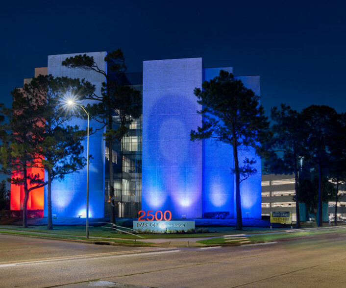 2500 E T C Jester Blvd, Houston, TX for lease - Building Photo - Image 1 of 5