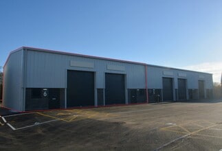 246 Newark Rd, Lincoln for lease Building Photo- Image 2 of 6