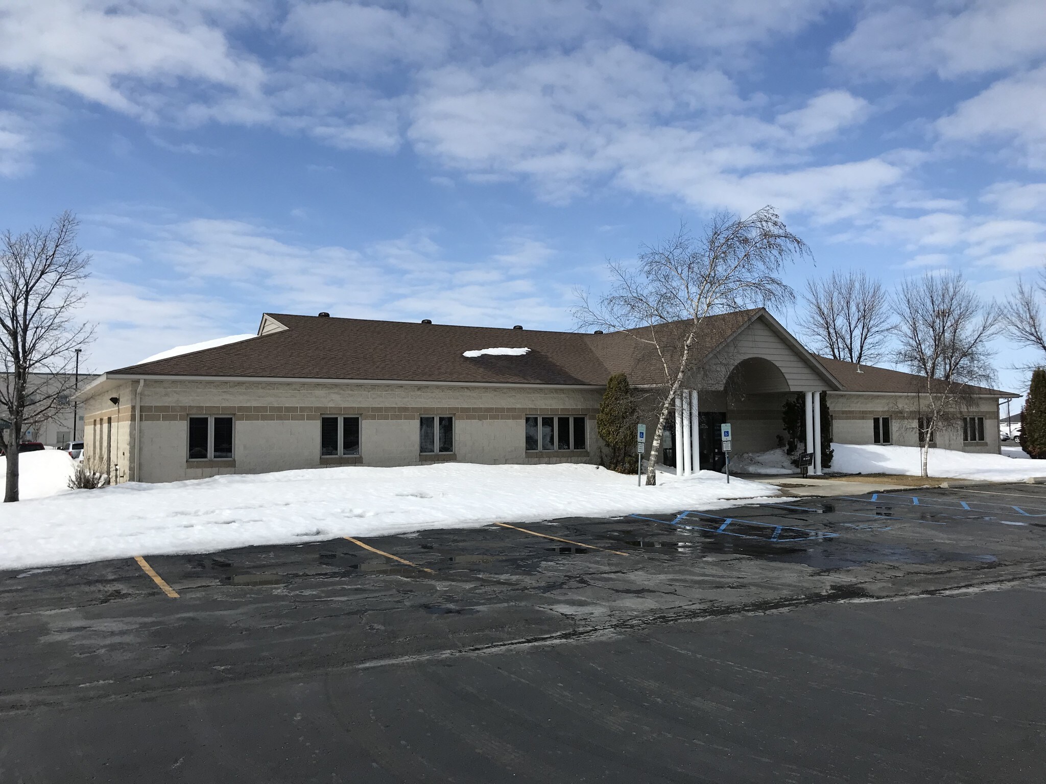 2600 9th Ave S, Fargo, ND for sale Primary Photo- Image 1 of 1