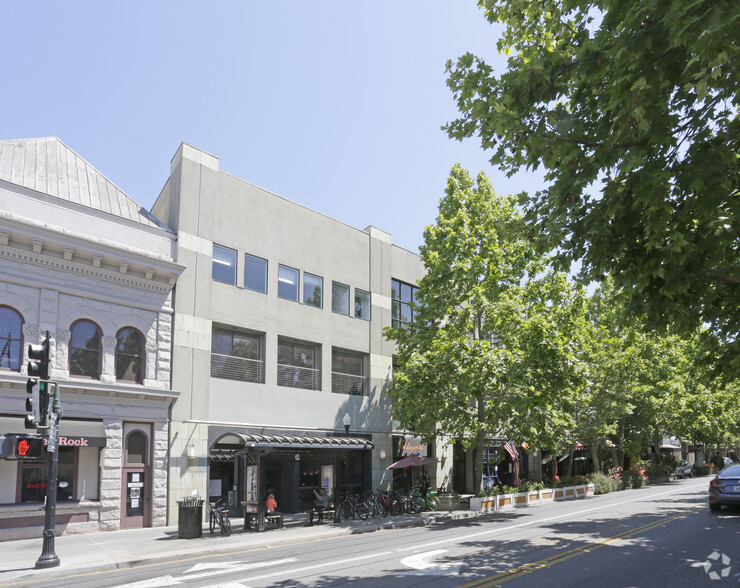 209-223 Castro St, Mountain View, CA for lease - Building Photo - Image 1 of 14