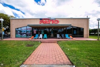 2050 N University Dr, Sunrise, FL for lease Building Photo- Image 1 of 21