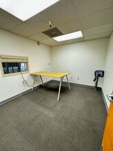 665 E Anderson, Idaho Falls, ID for lease Interior Photo- Image 2 of 8