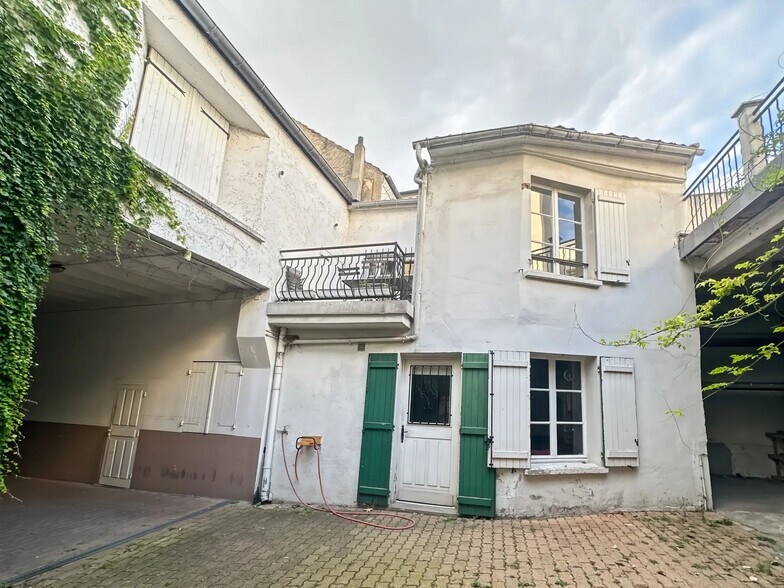 Office in Clichy for sale - Building Photo - Image 3 of 13