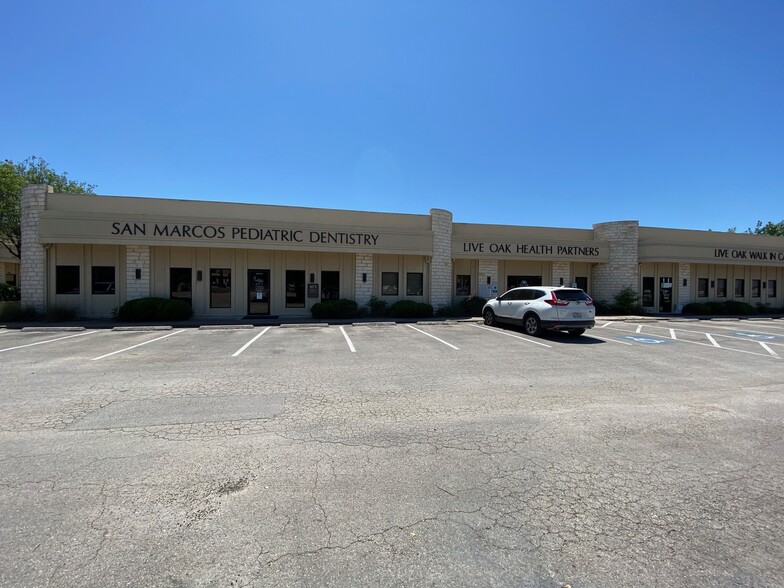 1320 Wonder World Dr, San Marcos, TX for sale - Building Photo - Image 1 of 1