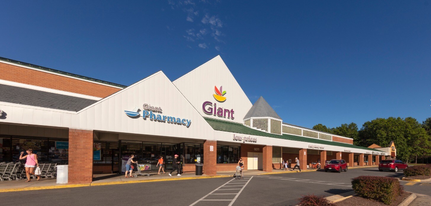 6045 Burke Centre Pky, Burke, VA 22015 Burke Center Town Center 1