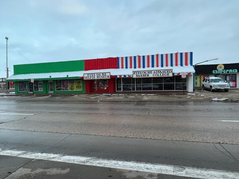 1607-1609 University Ave, Lubbock, TX for lease - Building Photo - Image 3 of 16