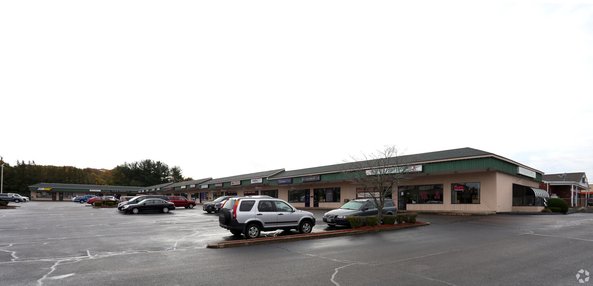 289 Cowesett Ave, West Warwick, RI for lease Primary Photo- Image 1 of 13