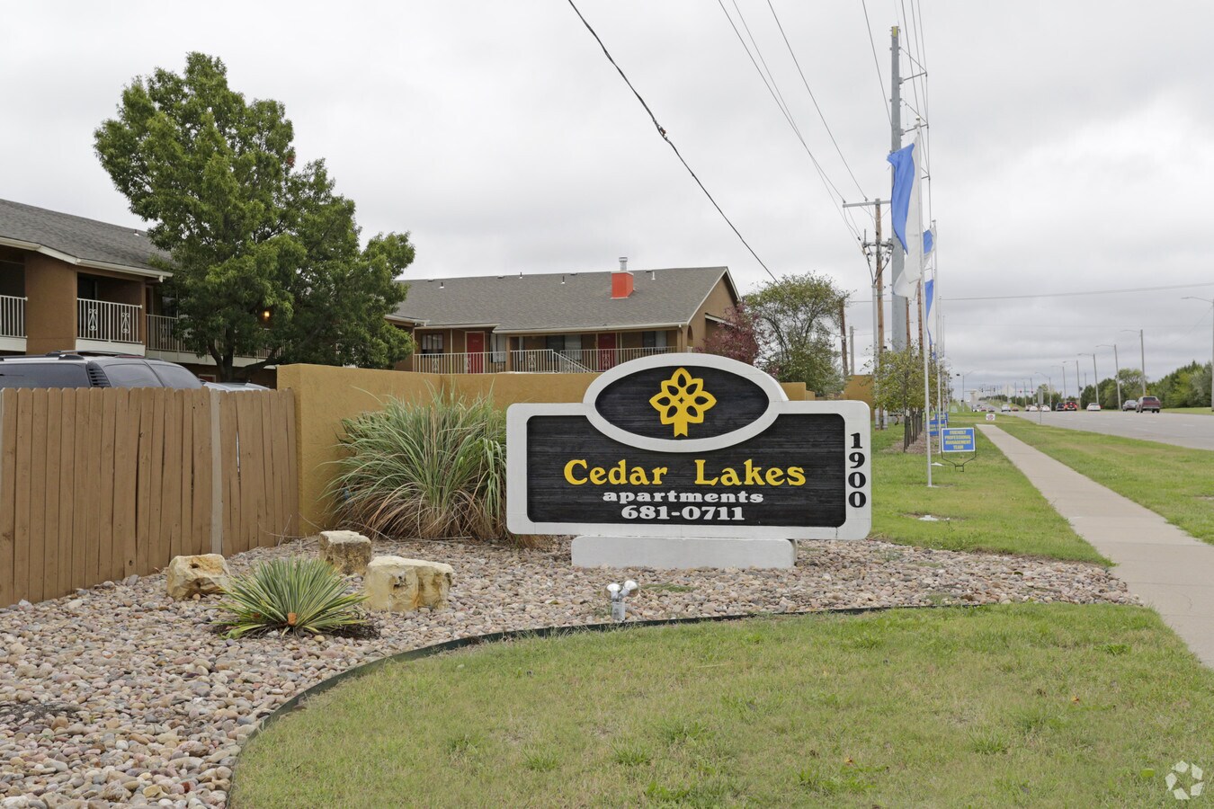 1900 S Rock Rd, Wichita, KS 67207 Property Record