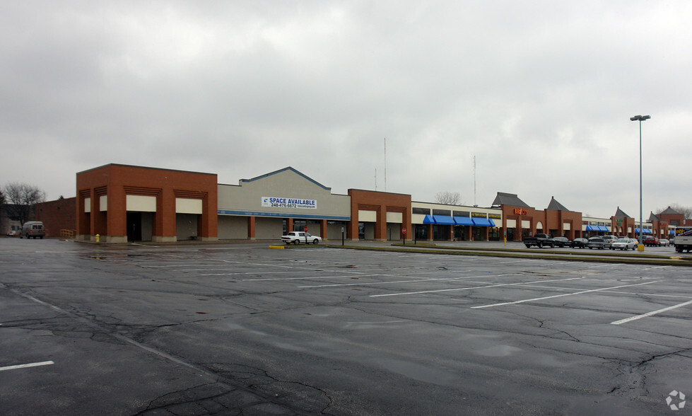 1415 Byrne Rd, Toledo, OH for lease - Building Photo - Image 3 of 11