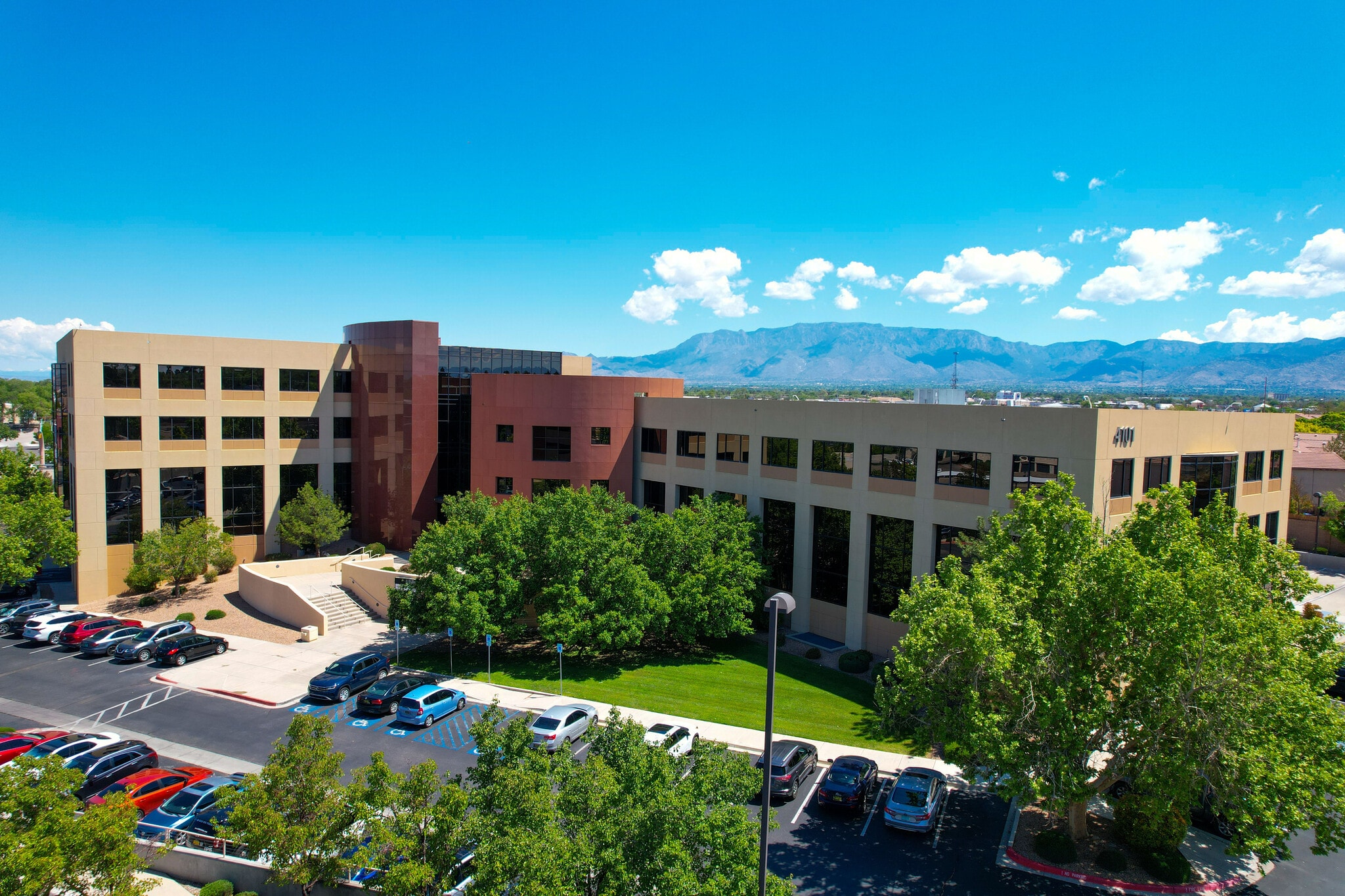 4101 Indian School Rd NE, Albuquerque, NM for lease Building Photo- Image 1 of 17