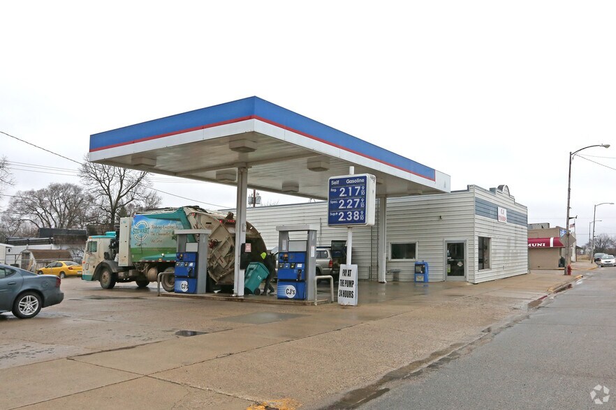 121 N Main St, Medford, MN for sale - Primary Photo - Image 1 of 1