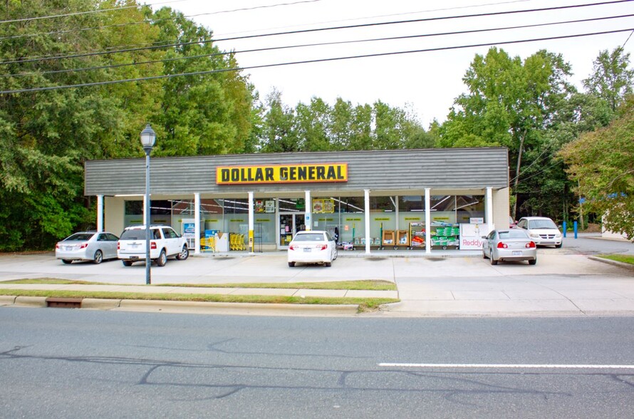 214 W Main St, Locust, NC for sale - Building Photo - Image 1 of 1