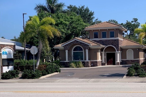 2816 Manatee Ave, Bradenton, FL 34205 | LoopNet