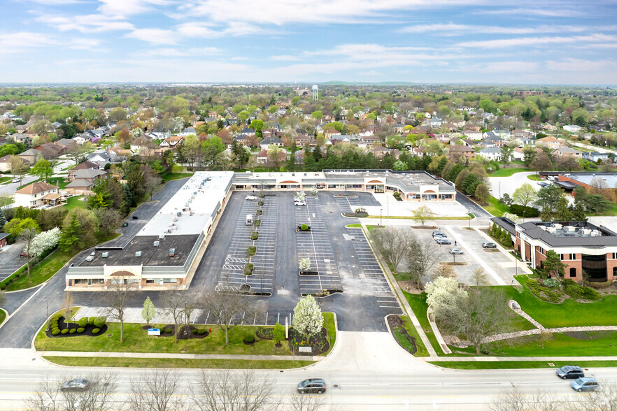 152-166 S Bloomingdale Rd, Bloomingdale, IL for lease - Aerial - Image 2 of 15