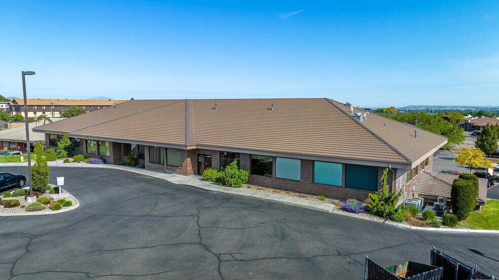 7401 W Hood St, Kennewick, WA 99336 Office for Lease