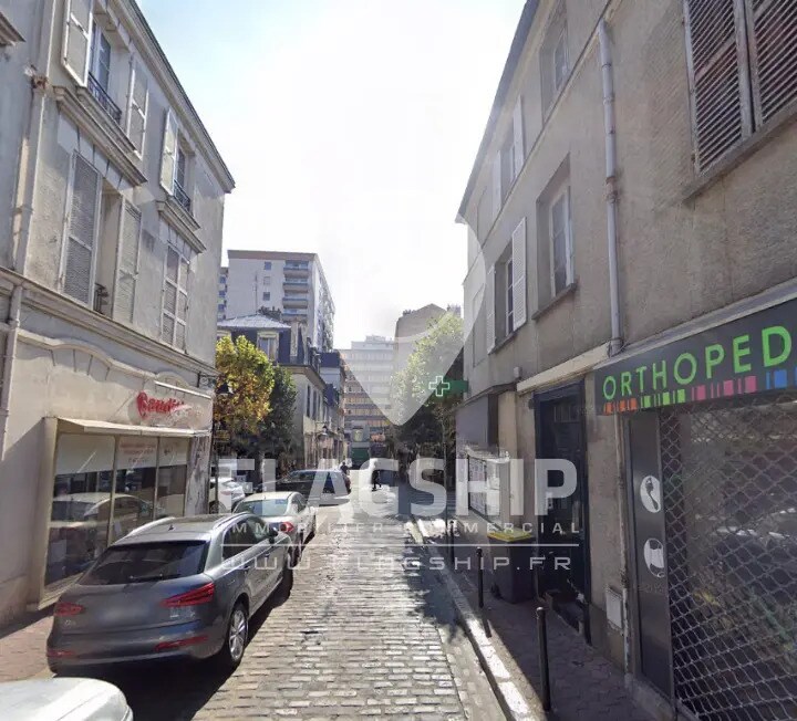 Retail in Choisy-le-Roi for lease Building Photo- Image 1 of 4