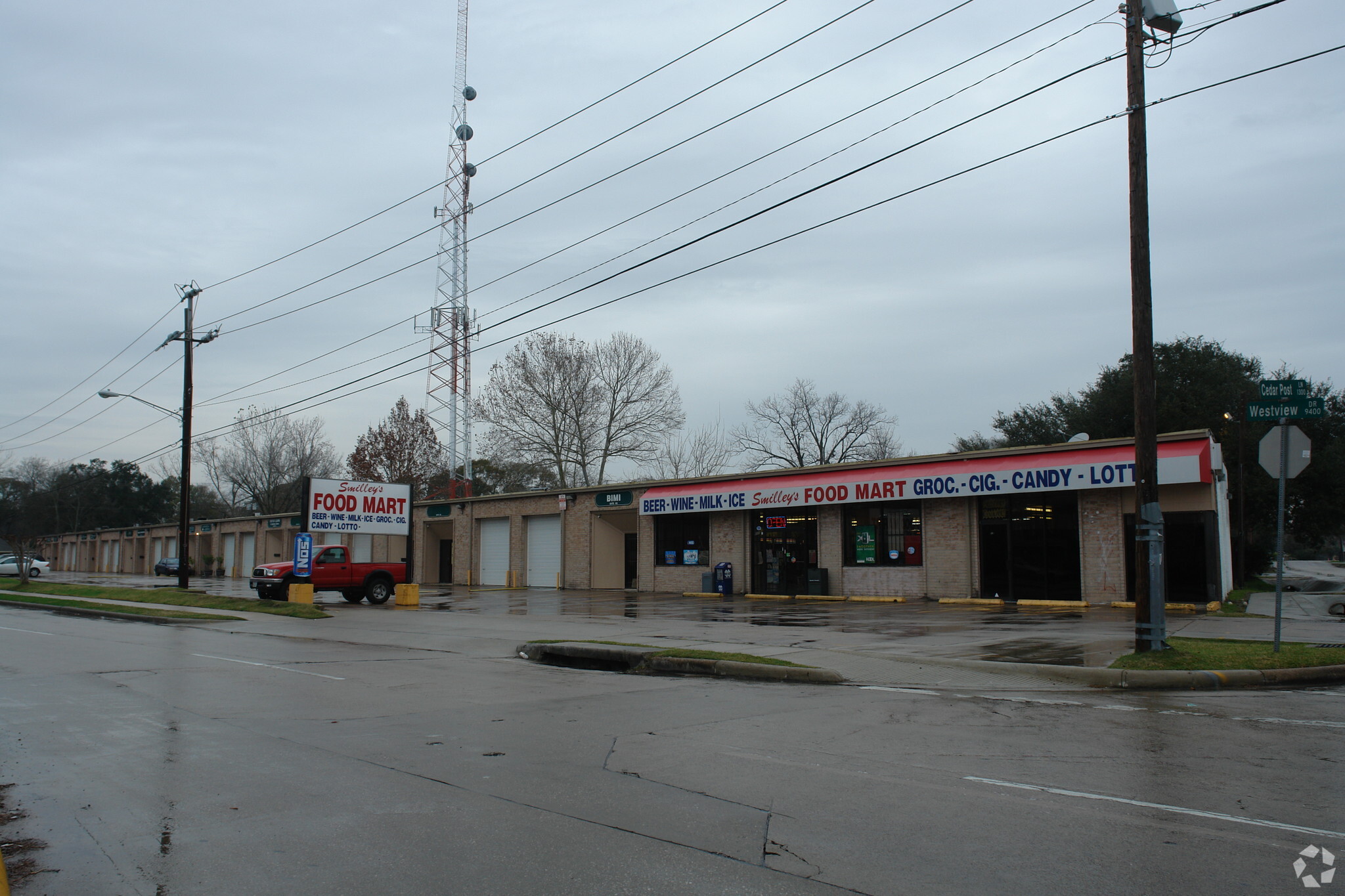 9500 Westview Dr, Houston, TX for lease Primary Photo- Image 1 of 3