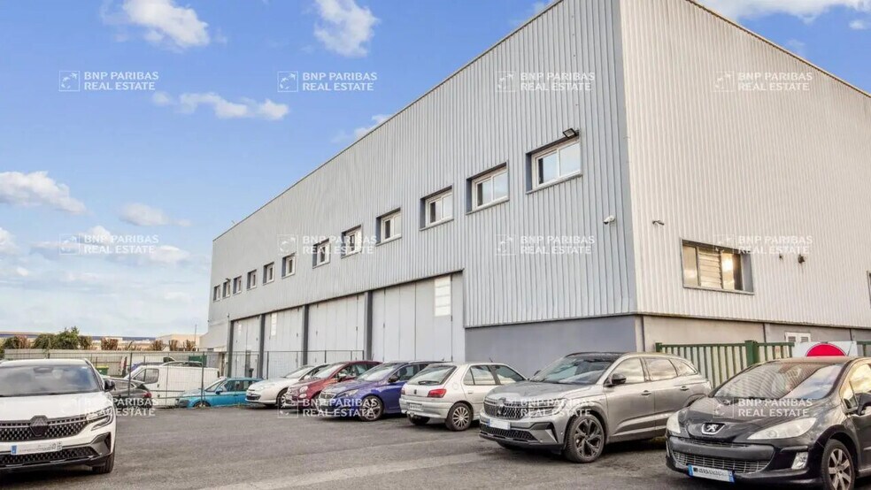 Flex in Brétigny-sur-Orge for lease - Building Photo - Image 2 of 14