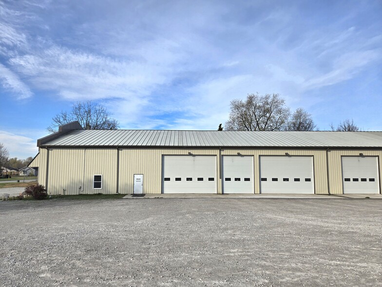 1410 Washington Ave, Terre Haute, IN for lease - Building Photo - Image 1 of 1