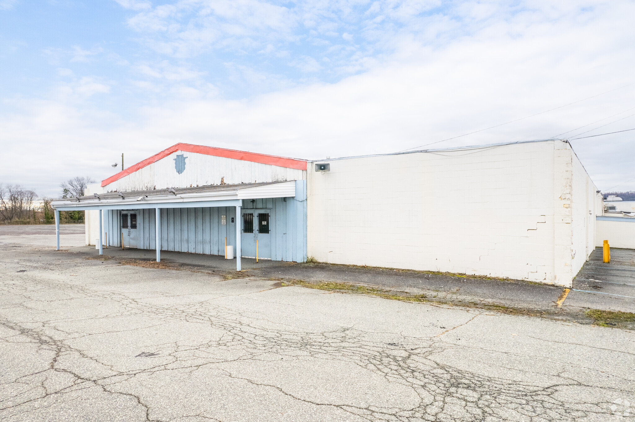 1100 E Philadelphia Ave, Gilbertsville, PA for lease Building Photo- Image 1 of 7