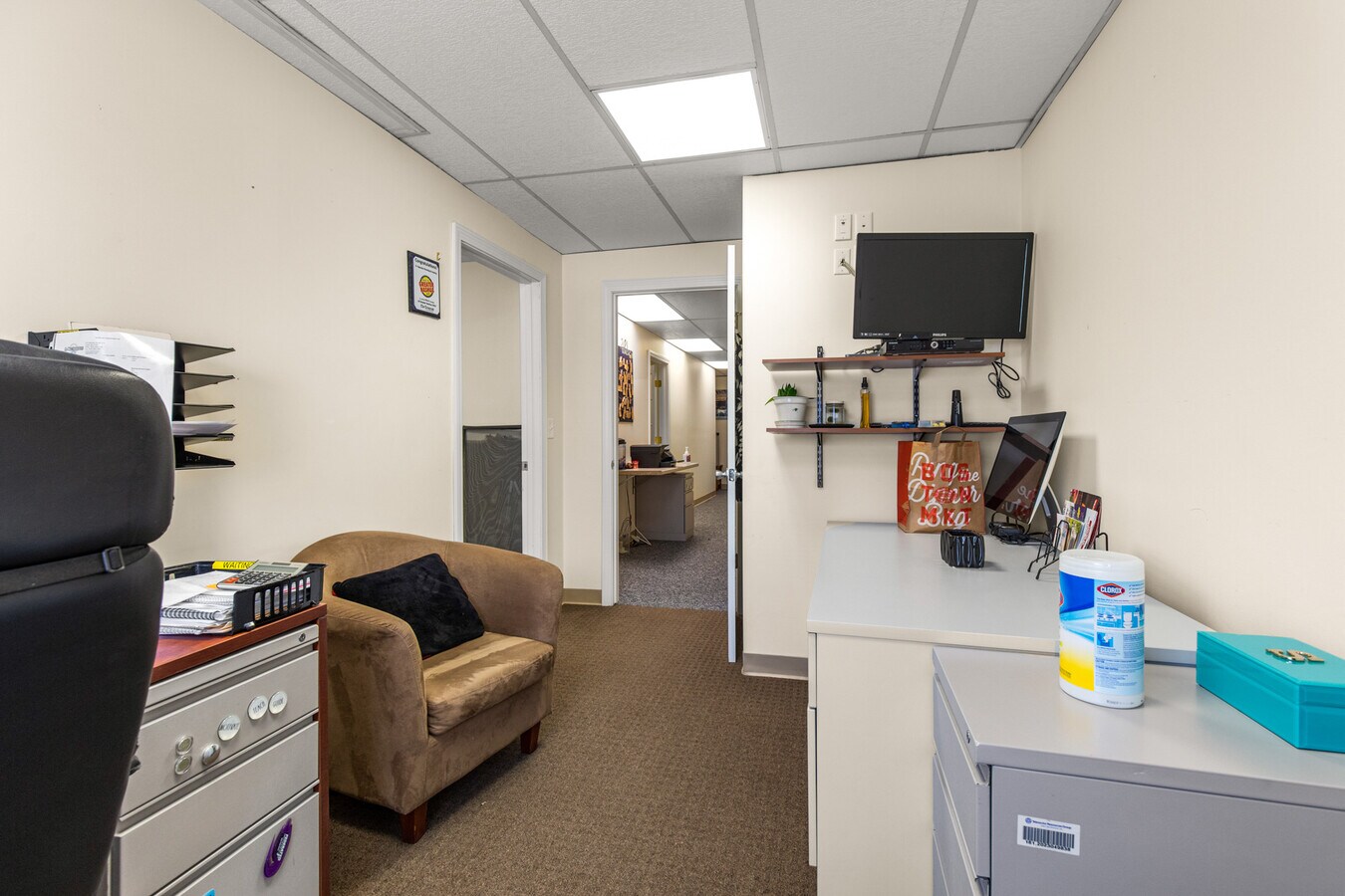 225 Stedman St, Lowell, MA 01851