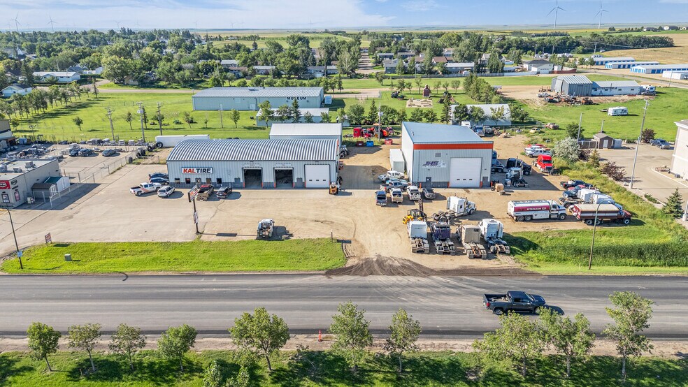 505 1 Ave W, Assiniboia, SK for sale - Building Photo - Image 2 of 6