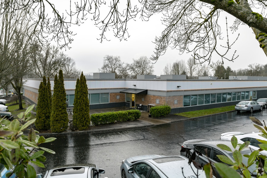 7565-7575 SW Mohawk St, Tualatin, OR for sale - Building Photo - Image 3 of 3