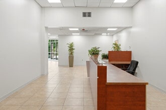 2727 W Alameda Ave, Burbank, CA for lease Interior Photo- Image 2 of 11