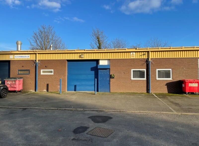 Kingswood Clos, Coventry for lease - Primary Photo - Image 1 of 1