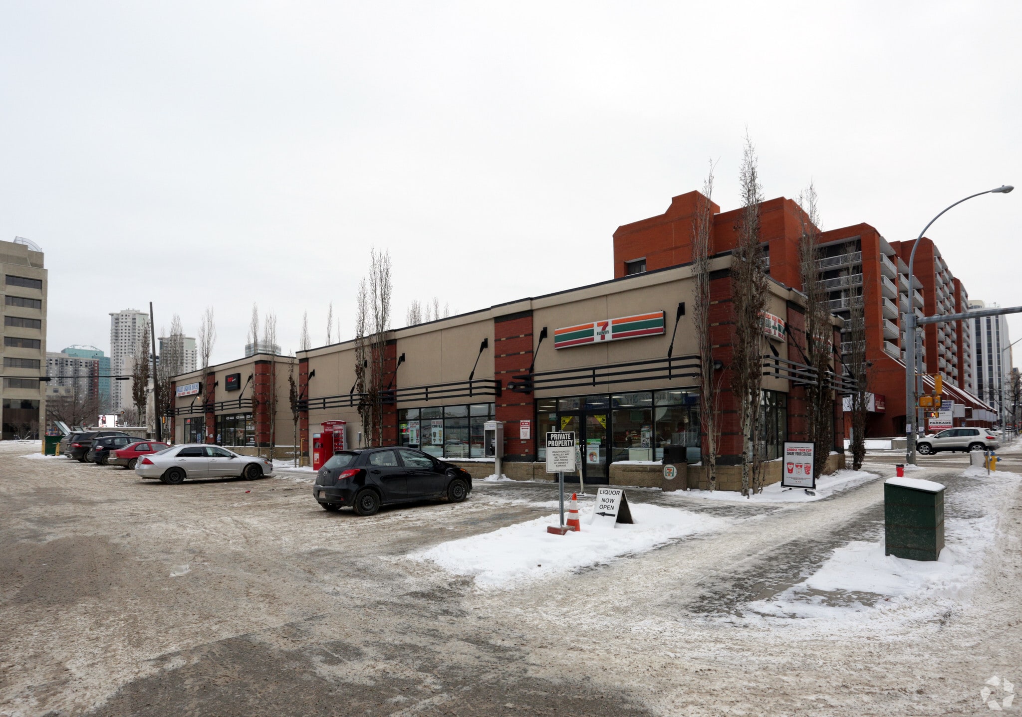 10824 102 Av NW, Edmonton, AB for lease Primary Photo- Image 1 of 3