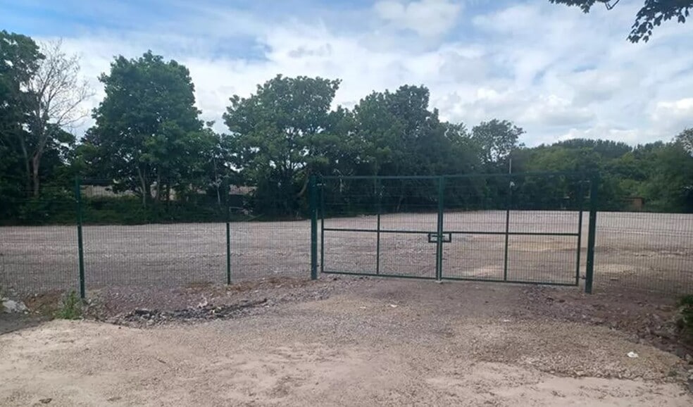 Pill Row, Caldicot for lease - Other - Image 1 of 3