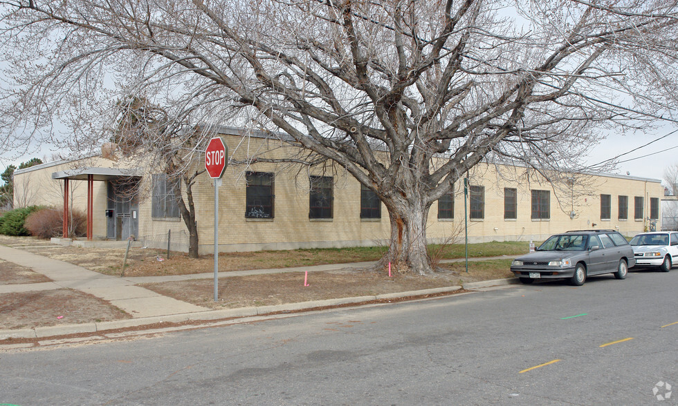 6035 E 38th Ave, Denver, CO for lease - Primary Photo - Image 1 of 8