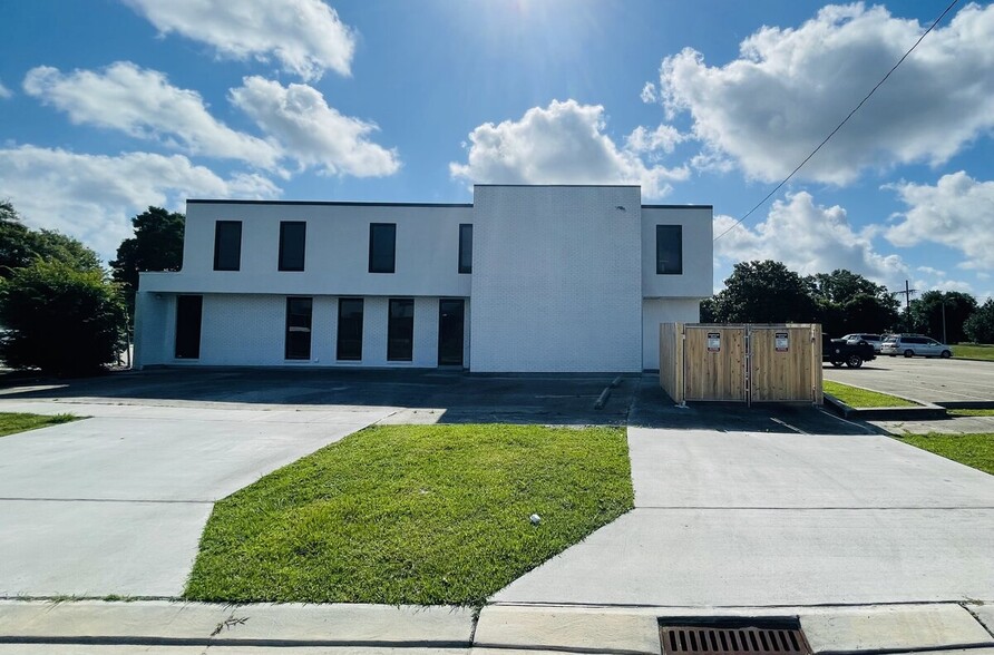 3505 Behrman Pl, New Orleans, LA for lease - Building Photo - Image 3 of 25