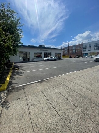 More details for 447 Smith St, Perth Amboy, NJ - Retail for Sale