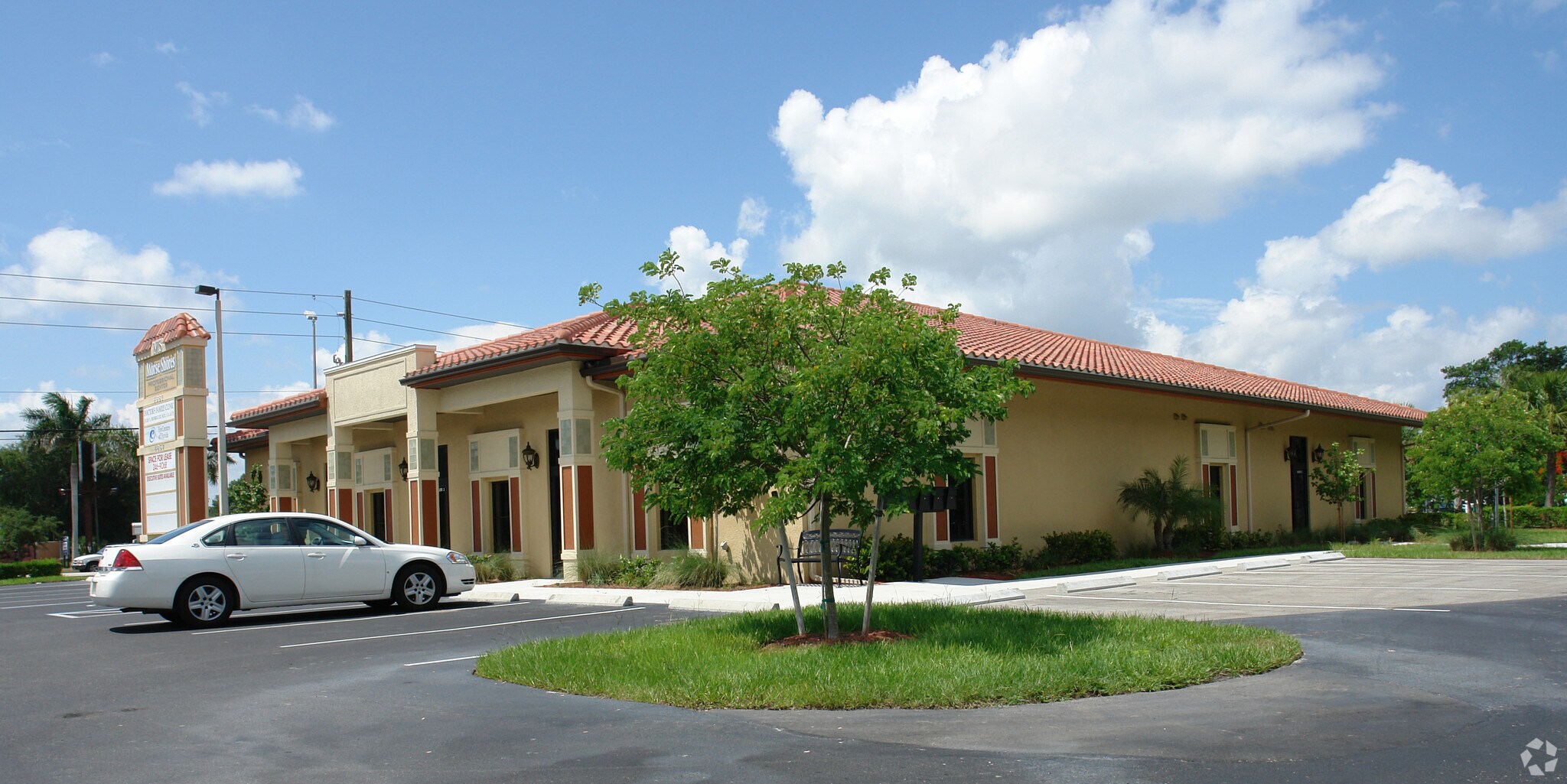 4857 Palm Beach Blvd, Fort Myers, FL 33905 1,500± SF Available for Lease