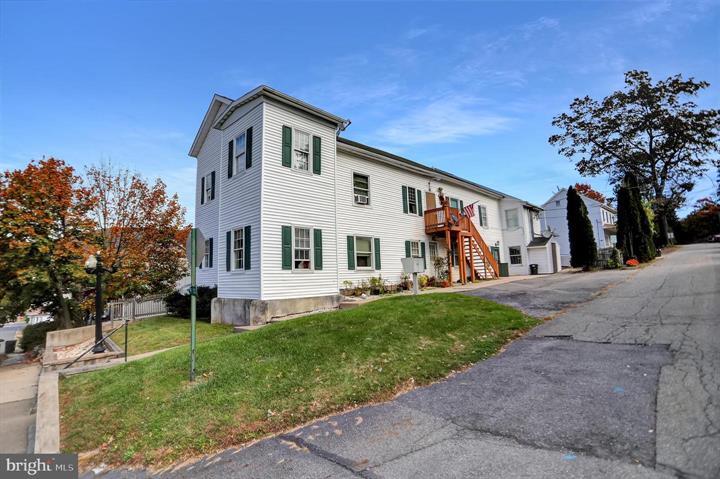 701 S 2nd St, Lykens, PA for sale - Primary Photo - Image 1 of 1