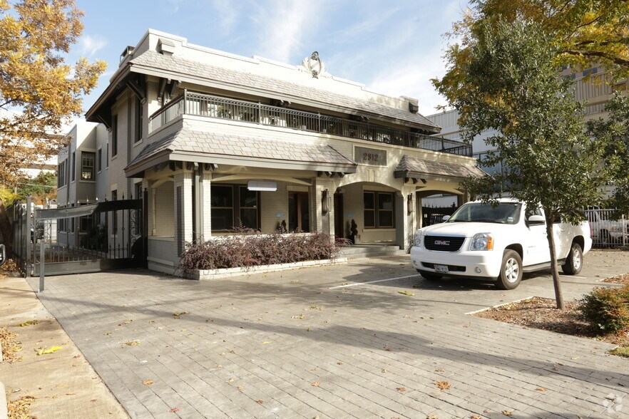2912 Maple Ave, Dallas, TX for sale - Primary Photo - Image 1 of 1