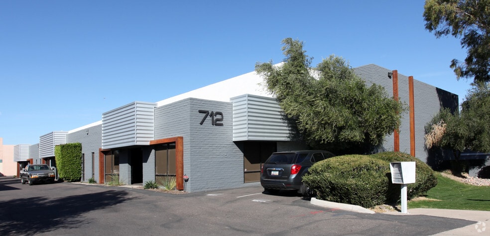 712 S Hacienda Dr, Tempe, AZ for lease - Building Photo - Image 3 of 5