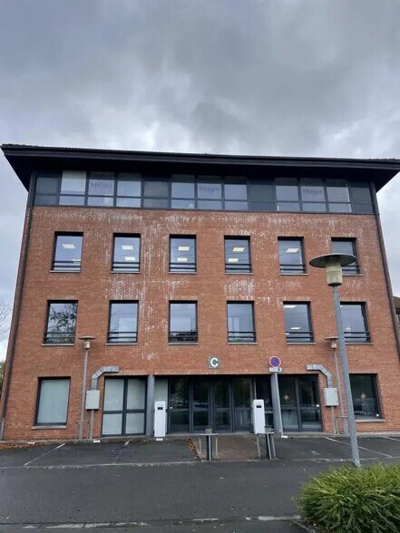 Office in Wasquehal for sale - Building Photo - Image 1 of 9