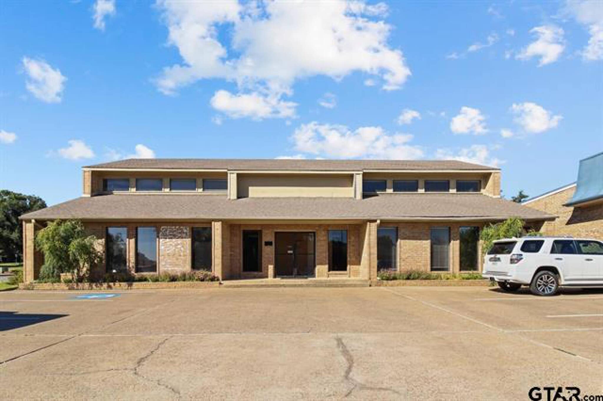 625 Chase Dr, Tyler, TX for lease Interior Photo- Image 1 of 8