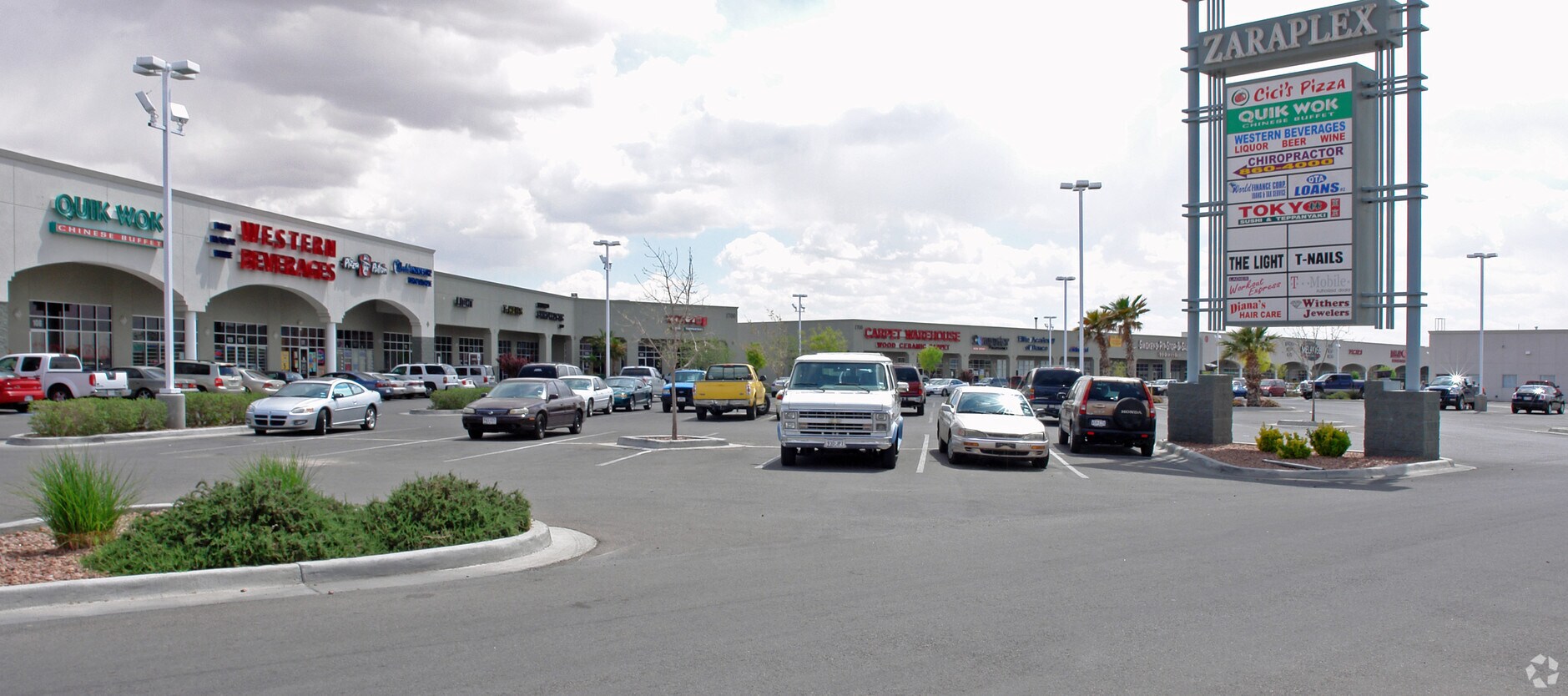 1700 N Zaragosa Rd, El Paso, TX 79936 Zaraplex