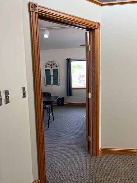 1435 Division St, Waite Park, MN for lease - Interior Photo - Image 3 of 19