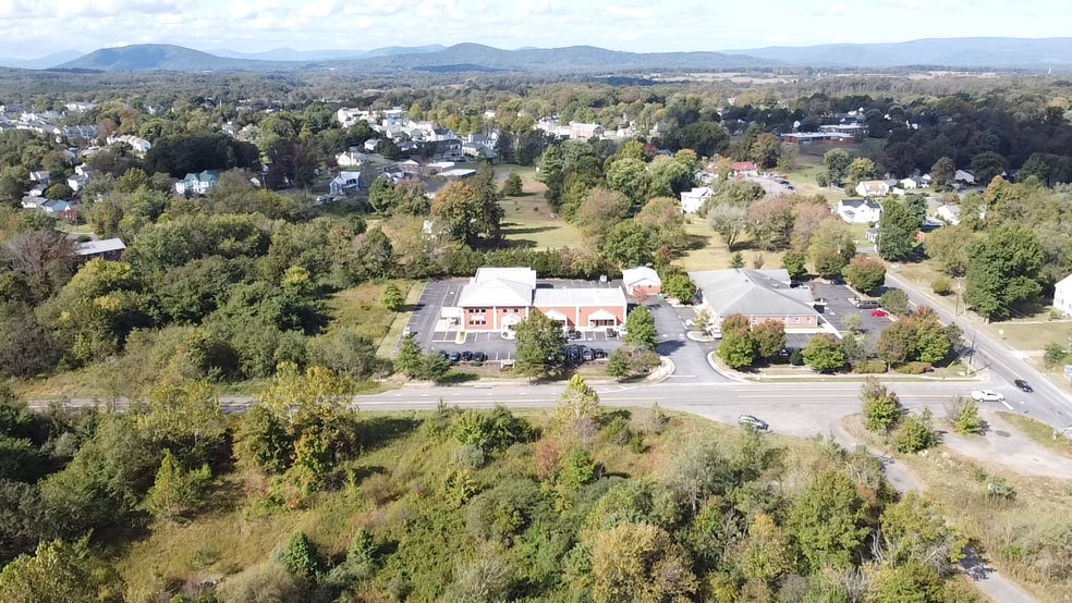 4178 Old Stockyard Rd, Marshall, VA for sale - Building Photo - Image 2 of 7
